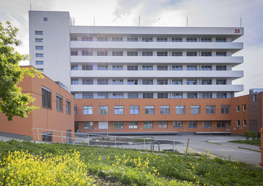 KNTB ukončila I. etapu modernizace budovy interny foto