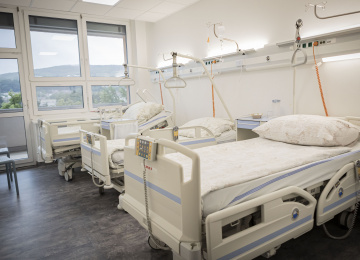 Modernizaci dalších lůžkových oddělení KNTB zahájila chirurgie photo