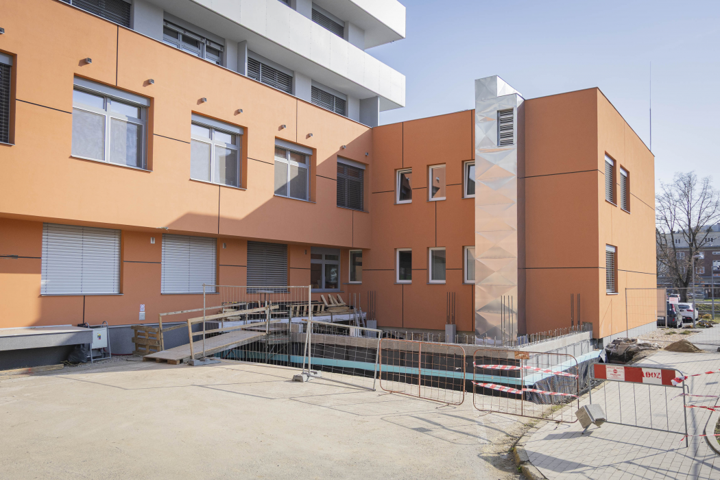 Přístavba pro kardiocentrum